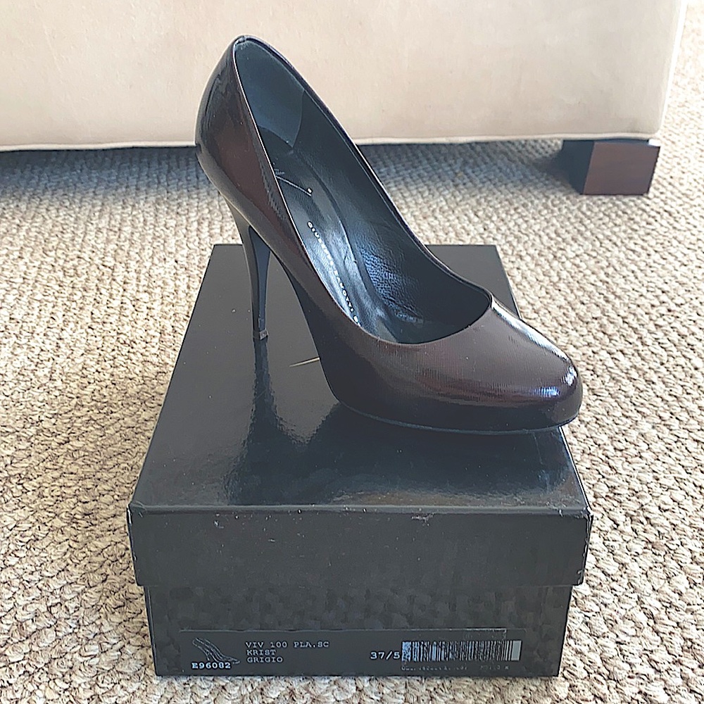 Giuseppe Zanotti leather pumps sz 37.5